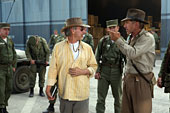 Steven Spielberg ja Harrison Ford kuvauspaikalla